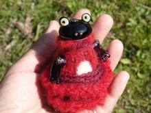 on_my_hand_keroko.jpg